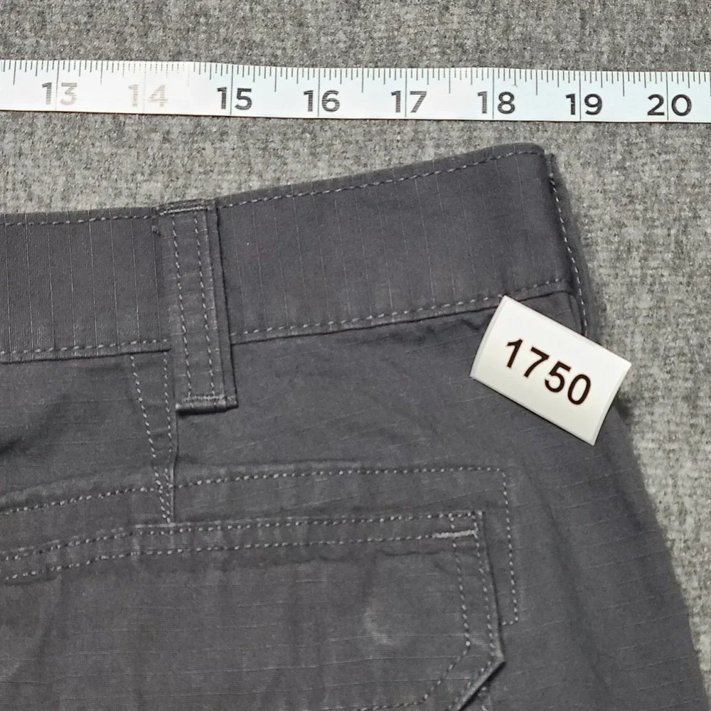 Eddie Bauer Mens Cargo Shorts Gray Size 36 Cotton‎ Flat Front Pockets Outdoor